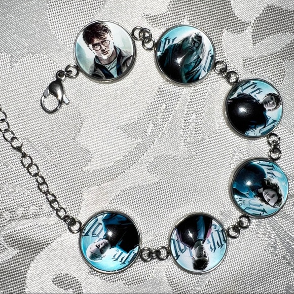 $5 PICTURE BRACELET. NEW. STAINLESS STEEL. $5 IF BUNDLED - Picture 7 of 16